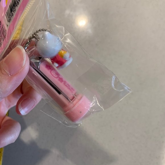 LOT OF 4 HELLO KITTY TRAVEL ITEMS - Picture 10 of 15